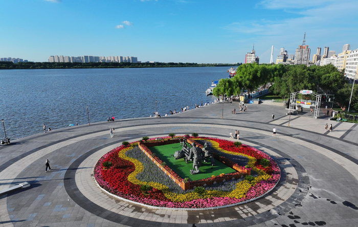 道外江畔风景