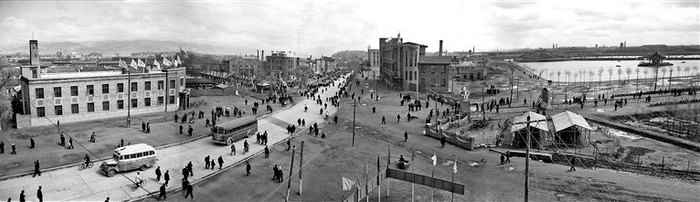 1957年，呼和浩特市中山路。 张竹平 摄
