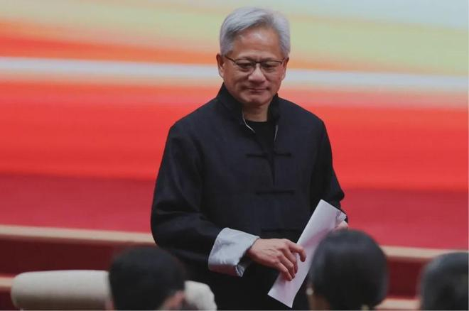 黄仁勋出席链博会 图/腾讯科技