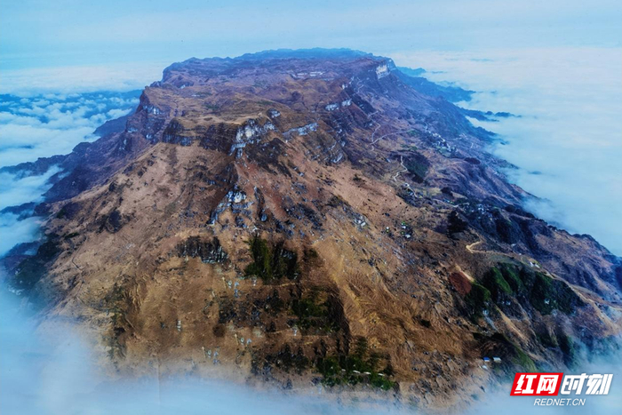 湘西州龙山县八面山。
