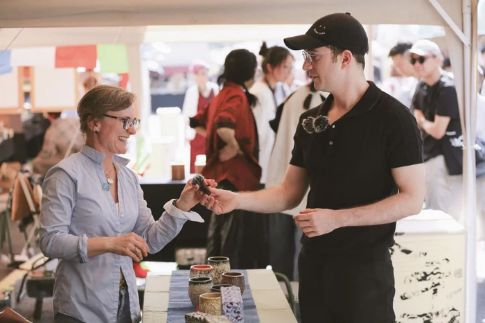 外国游客在景德镇 受访者 供图