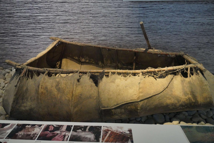 西藏民俗文化展，展现西藏人民群众独特的交通工具文化，这是西藏河流上常用的交通工具“牛皮船”。中国网记者 胡俊 摄