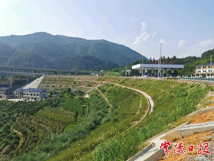 护坡基本完成