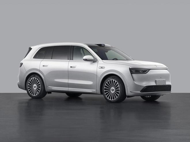 ▲问界M8纯电版外观