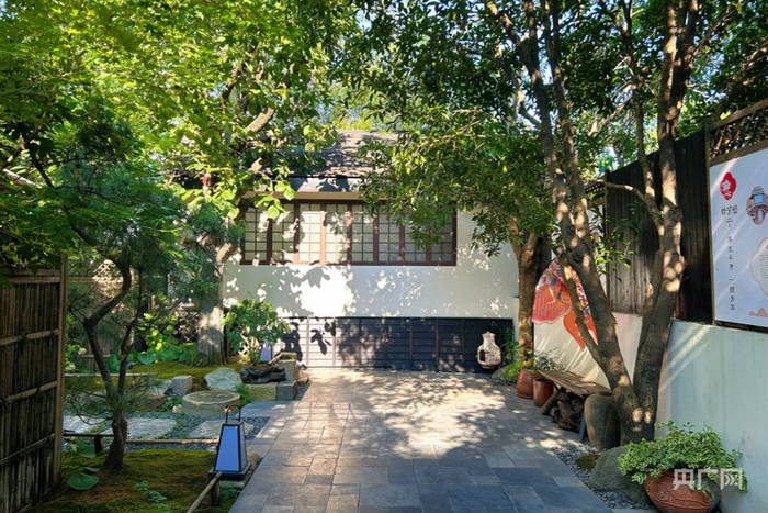 拾芳园（央广网见习记者  吕倩媛  摄）