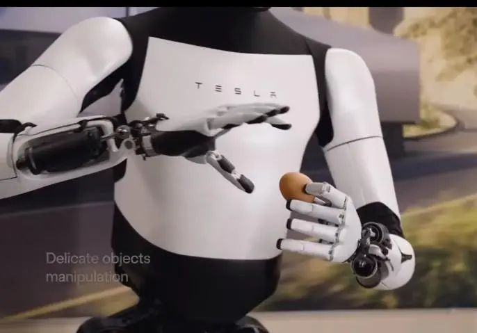 资料来源：X平台，Tesla Optimus账号，山西证券研究所