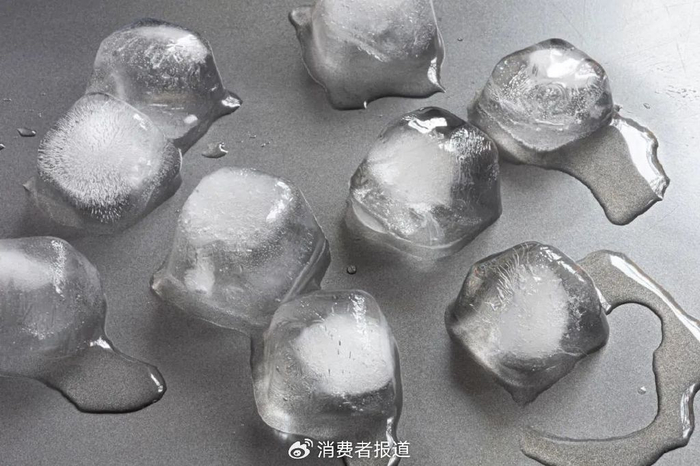 （部分有些发白的冰块   图源：图虫创意）