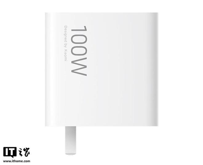▲ 小米“MDY-16-EL”100W GaN 笔记本电脑充电器
