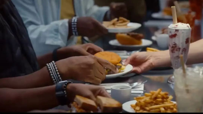 图片来源：特斯拉官方X账号视频截图