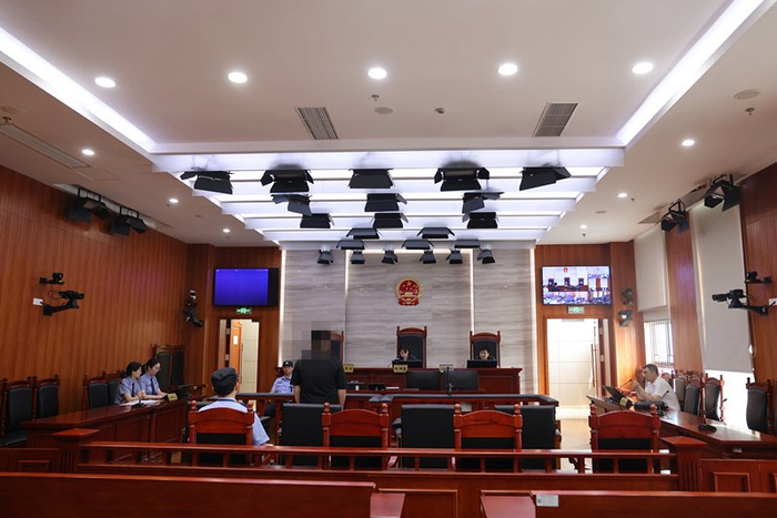 　　庭审现场 上海市虹口区人民检察院供图