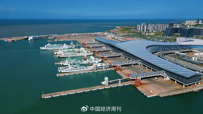 海口新海滚装码头客运综合枢纽站。图/海口市融媒体中心