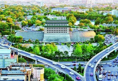 今日北京德胜门，路网交错，四通八达。资料图片