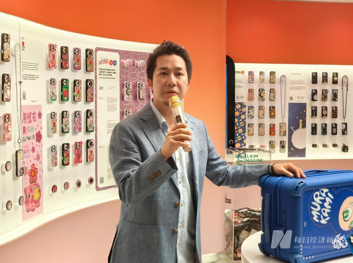 CASETiFY大中华区总经理欧子乐介绍今年进博会参展计划 图片来源：每经记者 张韵 摄