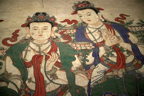 这是在张掖大佛寺大佛殿内拍摄的壁画。马希平 摄