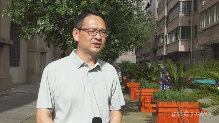 桐梓县综合行政执法局党委委员副局长罗挺