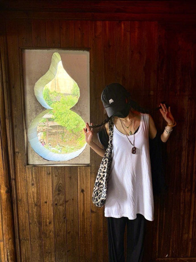 图片来自 @杨幂