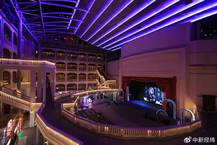 上海大世界内部 受访者供图