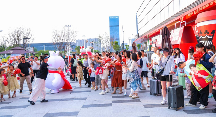 幸运咖总部旗舰店活动 图片来源：幸运咖微博