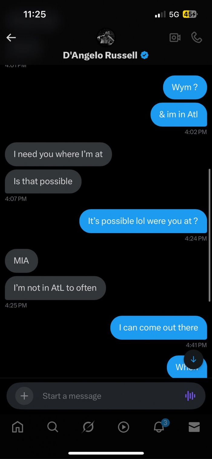 该女子晒拉塞尔私信打招呼的截图