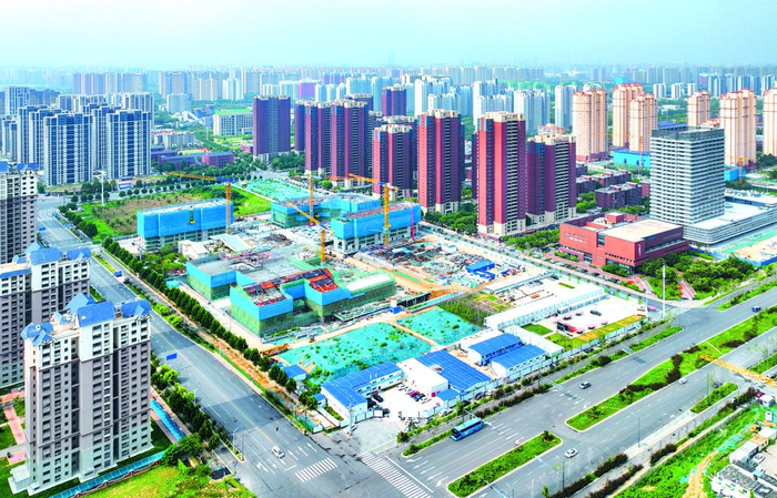 图为正在加紧建设中的泰康之家·冀园养老项目。