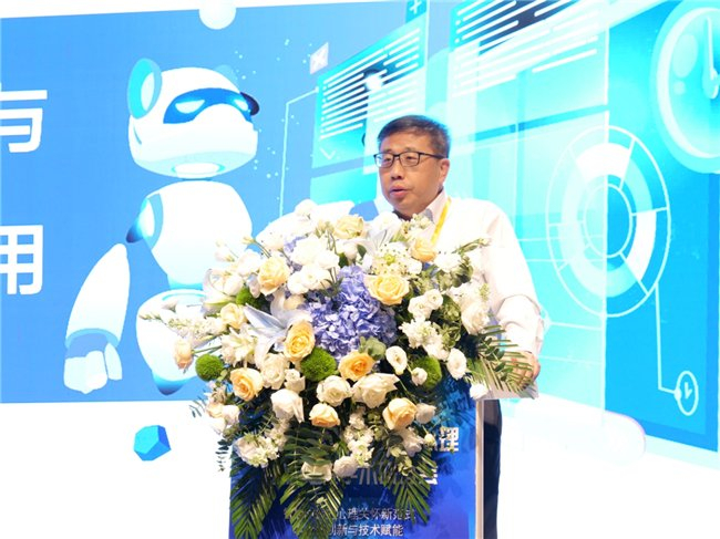 △中国心理卫生协会常务理事、北京师范大学心理学部党委书记、教授乔志宏