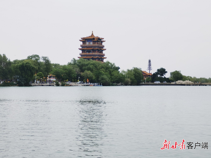 高台县大湖湾景区。图片由新甘肃·甘肃日报记者 冯宝强 摄