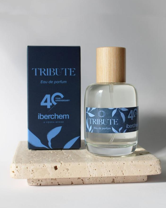 爱伯馨发布40周年纪念香氛TRIBUTE