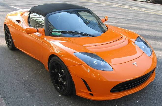 ▲ 第一代 Roadster