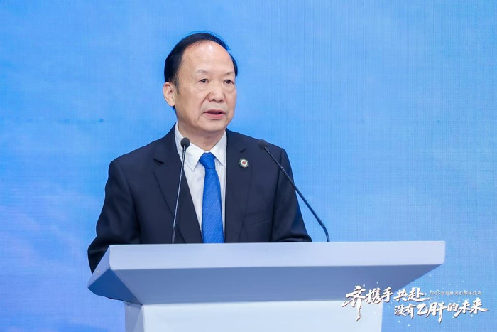 中国健康促进基金会副理事长徐卸古先生现场致辞