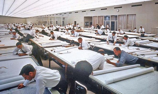▲GM公司技术中心，展示了前CAD时代的工程设计（图源：Rare Historical Photo）
