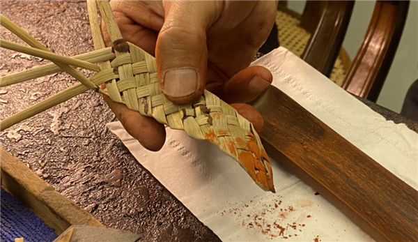 节节草砂纸 | 来源：某社交平台