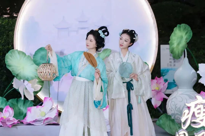 亮眼的宋韵造型