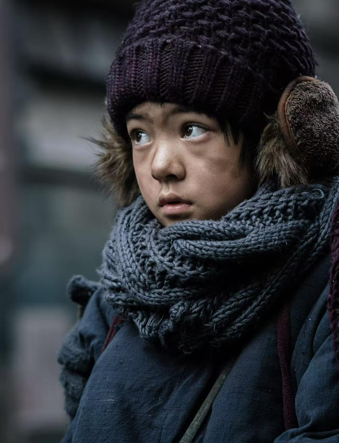 对话成都女孩杨恩又:《南京照相馆》中,如何演绎战争阴影下的懵懂孩童|南京照相馆|申奥_新浪新闻