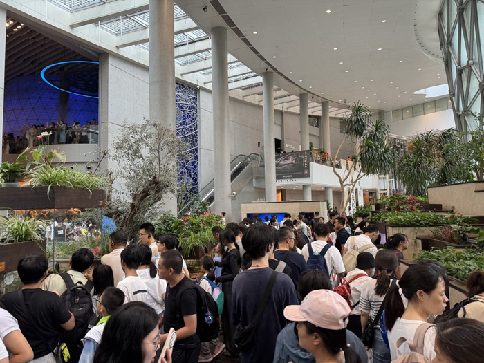 　　上海自然博物馆内。