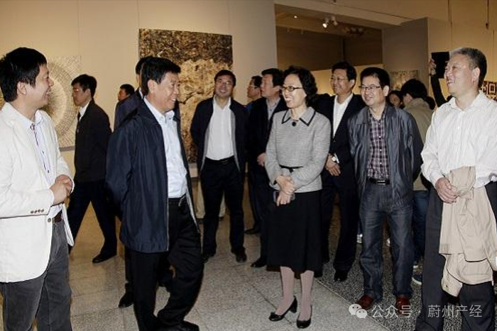 图|艾文礼参观展览（旧照）