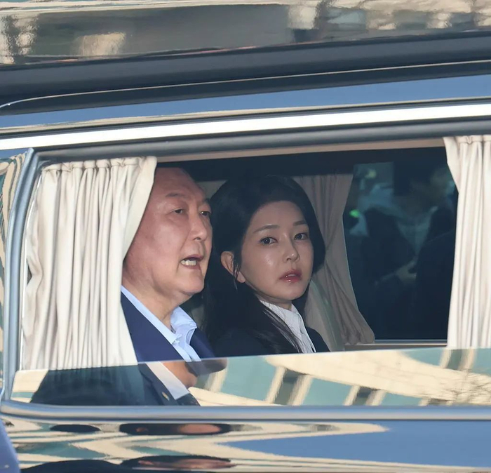 △韩国前总统尹锡悦与其夫人金建希（资料图）