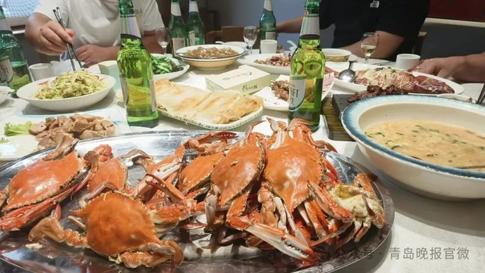 南方梭子蟹已经上桌。