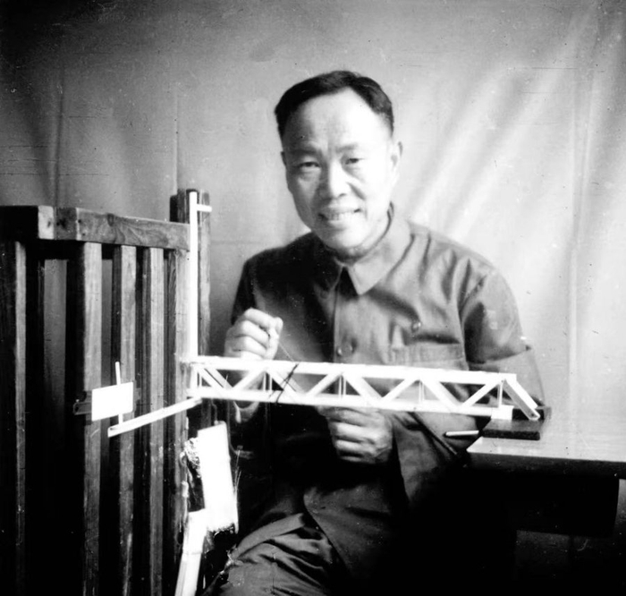 李国豪