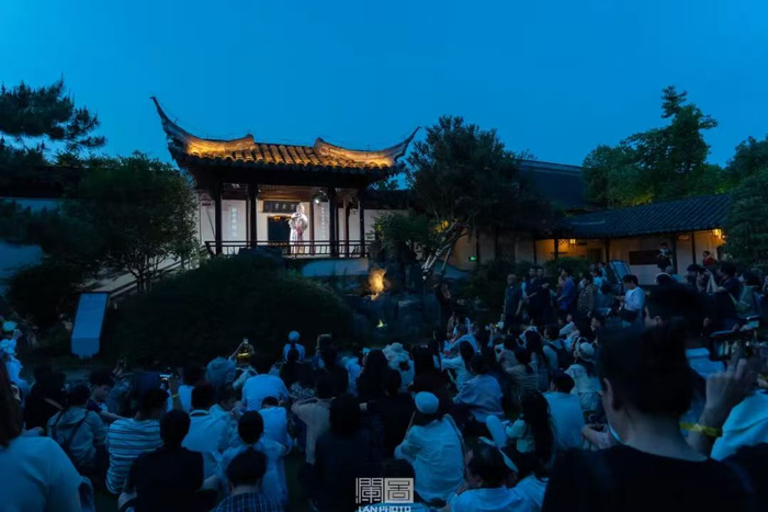 太平天国历史博物馆（瞻园）推出“金陵寻梦·夜瞻园”沉浸式园林实景演出   南京市博物总馆 供图