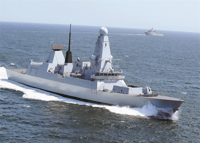 　　45型勇敢号驱逐舰。