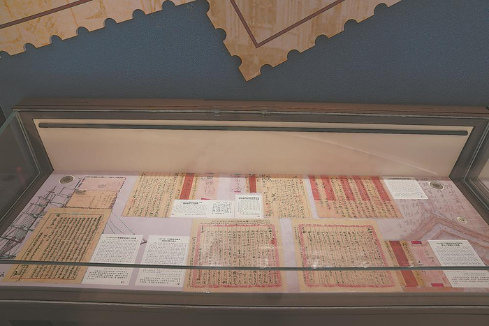 中山路侨批馆内展出的侨批信件 林梓健 摄