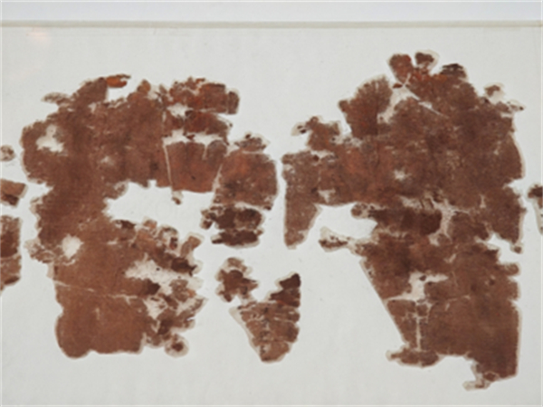 《攻守占》残片。国家文物局供图