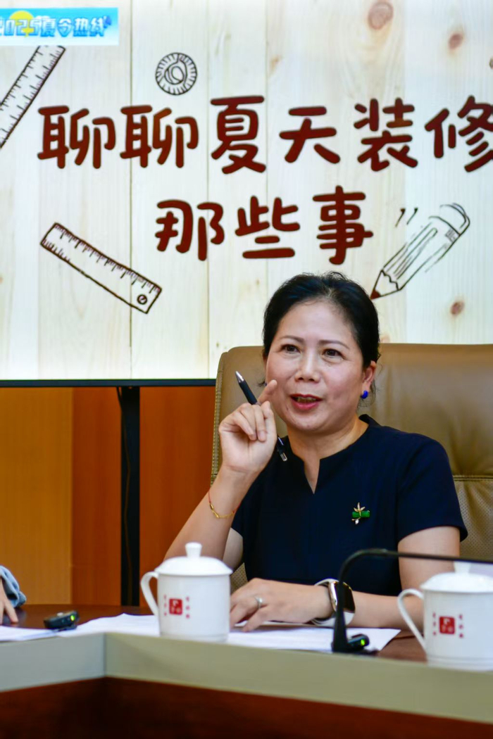 聊聊夏天装修那些事儿。劳动报记者颜筱依 摄影