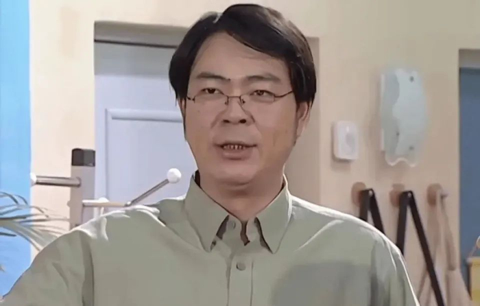 高亚麟在《家有儿女》中饰演夏东海一角