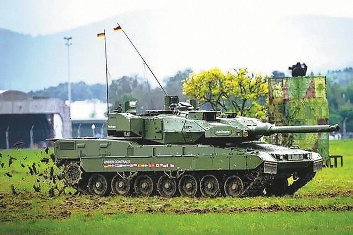 “豹”2A8主战坦克。资料图片