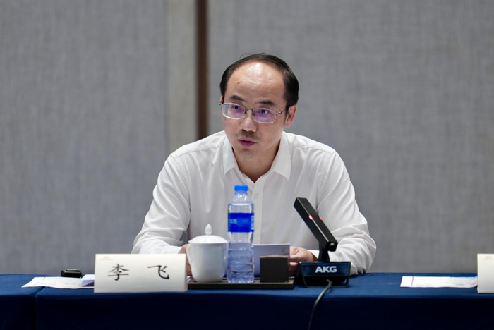   汕头市委常委、市政府党组成员李飞  