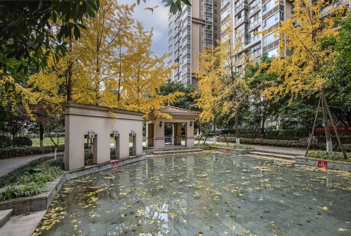 南城都汇小区的场景/图源：视觉中国