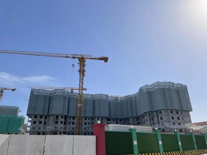 北京五环外某在建项目  每日经济新闻资料图