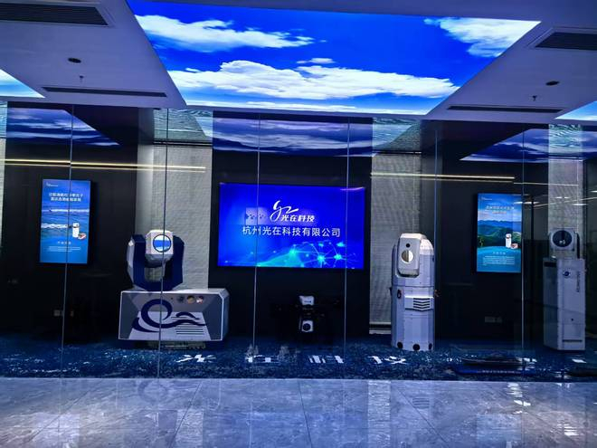  杭州光在科技产品展示    界面新闻记者杨冰柯拍摄