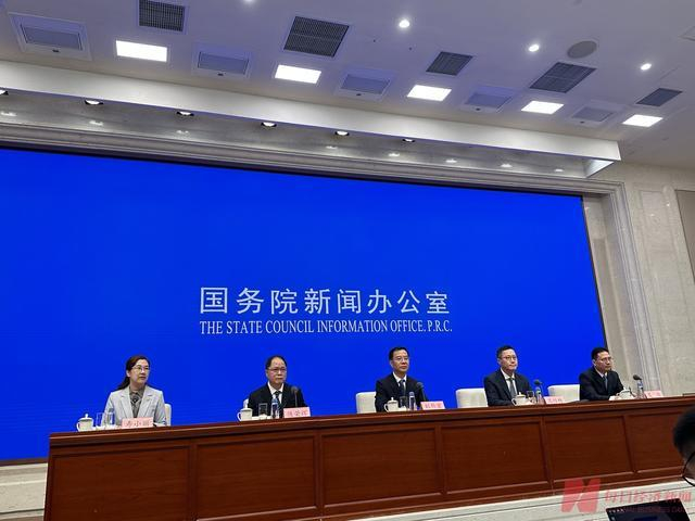 发布会现场 图片来源：每经记者 周逸斐 摄